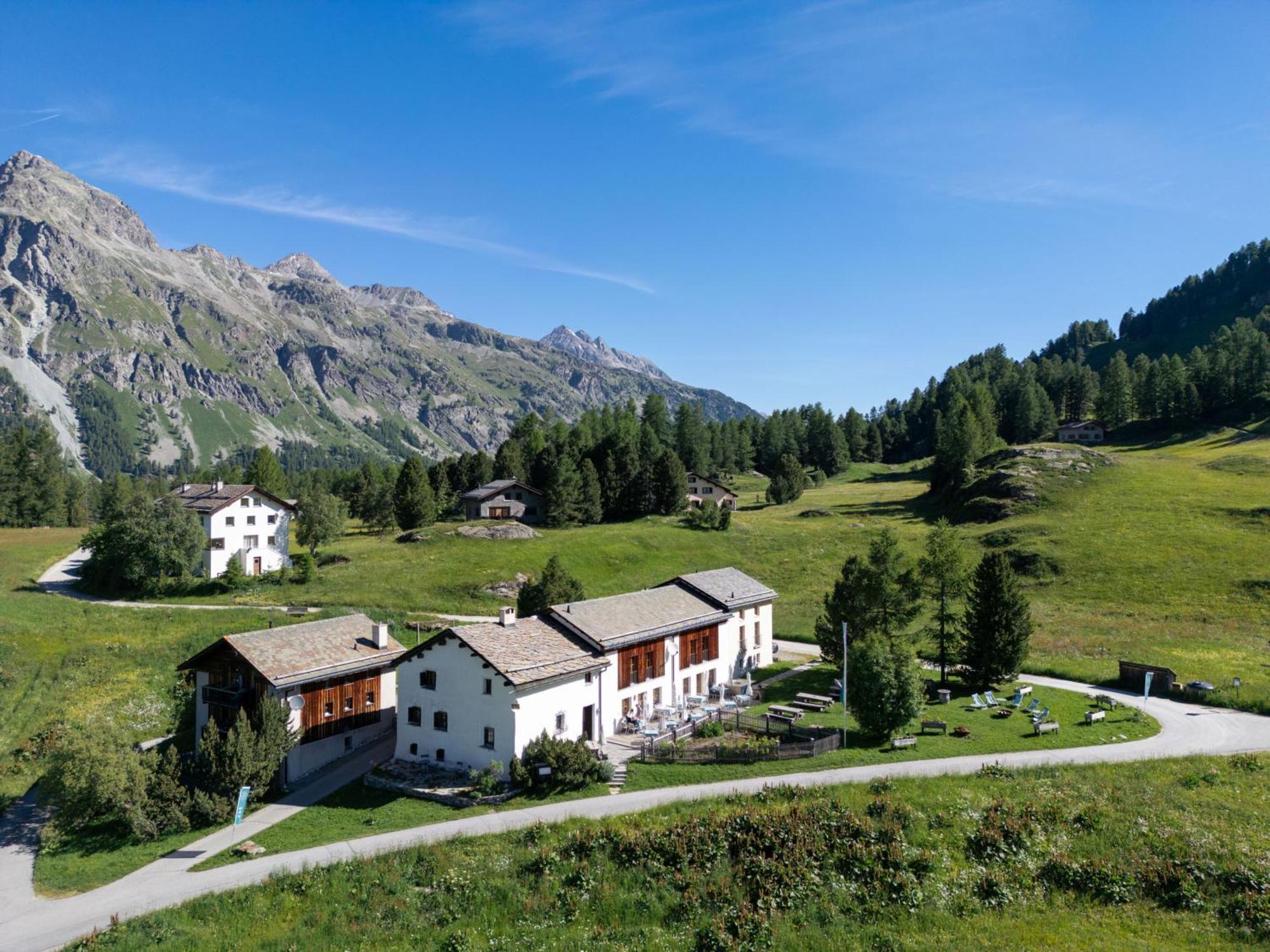 Hotel Chesa Pool Sils Maria Eksteriør billede